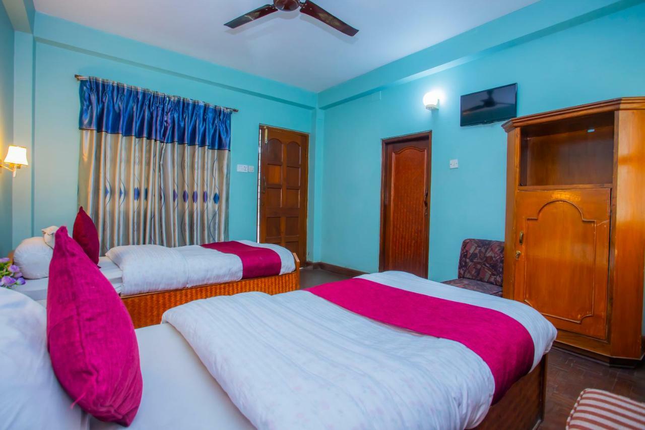 Spot On 445 New Hotel Natureland Pokhara Kültér fotó