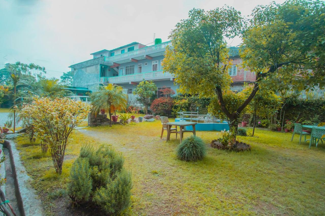 Spot On 445 New Hotel Natureland Pokhara Kültér fotó